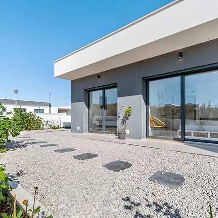 Estrela Lourinha (Lisbon)